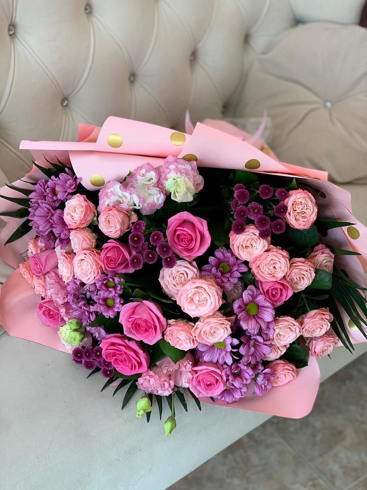 Букет цветов из: Хризантемы, Розы и Лизиантусы в Клетне