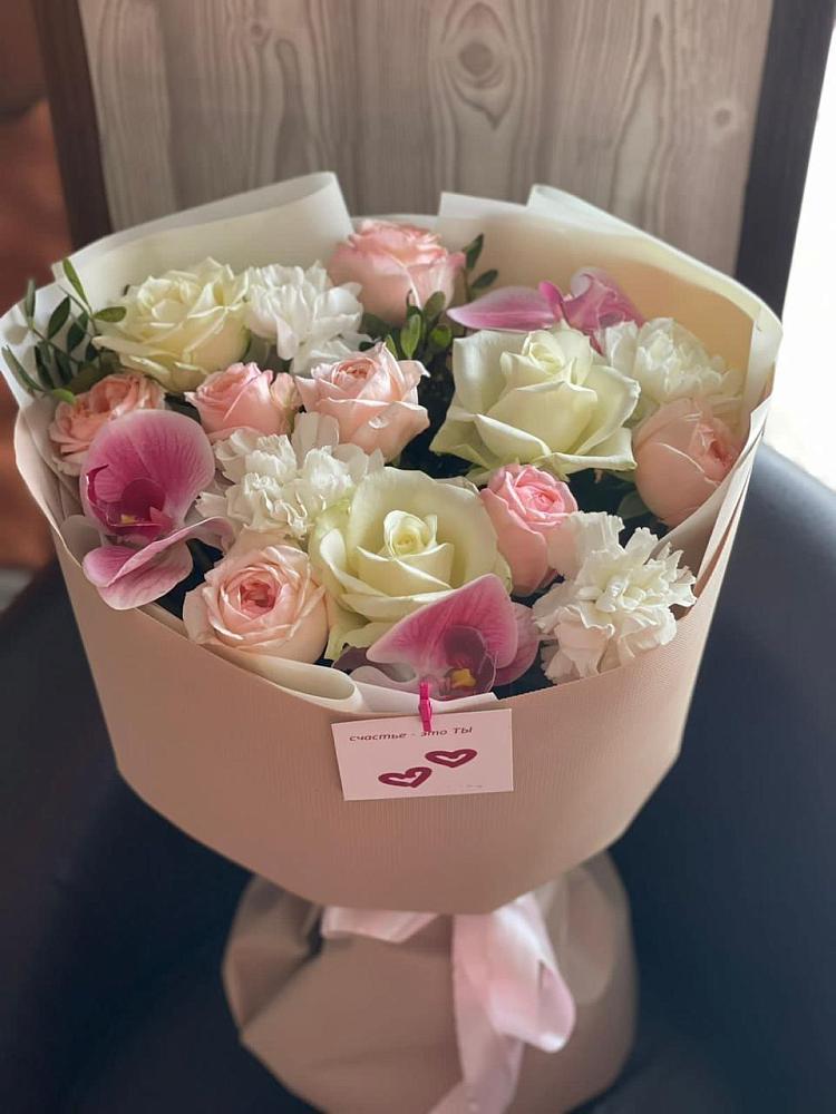 Букет цветов из: Орхидеи, Розы и Гвоздики в Клетне