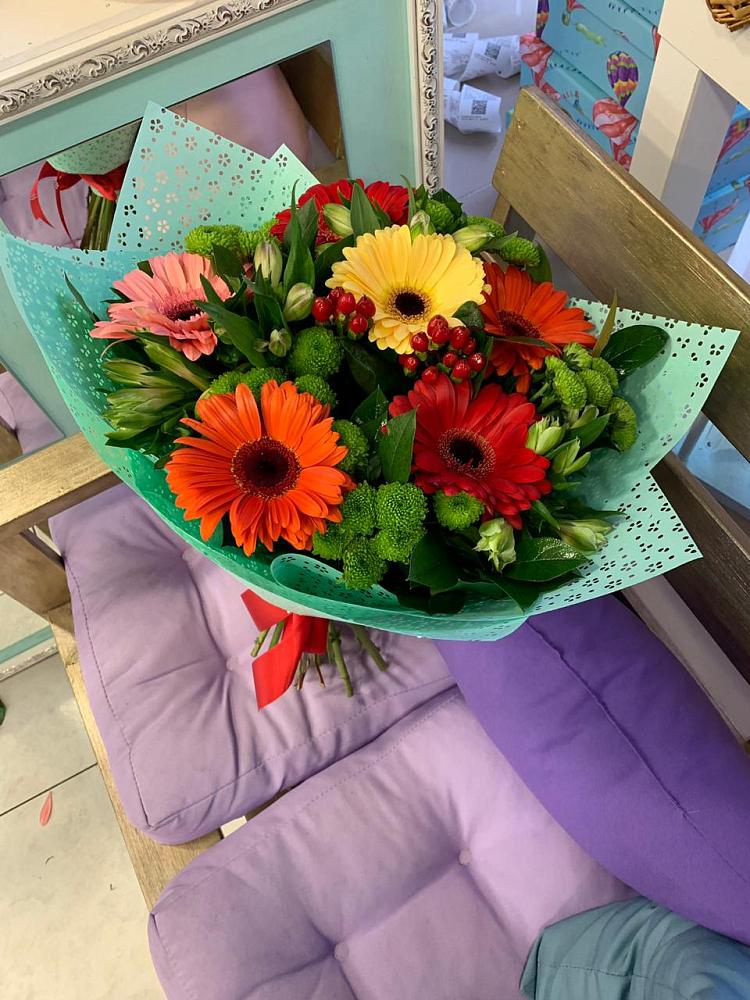 Букет цветов из: Герберы, Хризантемы и Альстромерии в Клетне