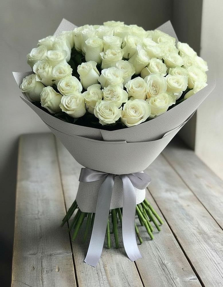 Букет 35 Белых роз в Клетне