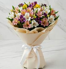 Букет цветов из:  Альстромерии в Клетне