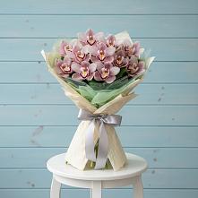 Букет цветов из:  Орхидеи и Розы в Клетне