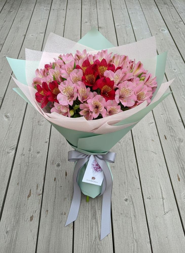 Букет цветов из: Альстромерии в Клетне