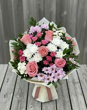Букет цветов из:  Альстромерии, Гвоздики, Розы и Хризантемы #REPLACE_PRED# Клетне