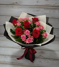 Букет цветов из:  Розы #REPLACE_PRED# Клетне