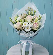 Букет цветов из:  Розы и Лизиантусы #REPLACE_PRED# Клетне