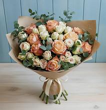 Букет цветов из:  Альстромерии и Розы в Клетне