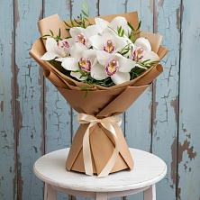 Букет цветов из:  Орхидеи и Розы в Клетне